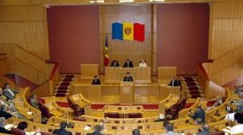 Separatismul, finanțarea separatismului, incitarea la separatism, complotul împotriva Republicii Moldova se va pedepsi penal cu inchisoarea de acum inainte