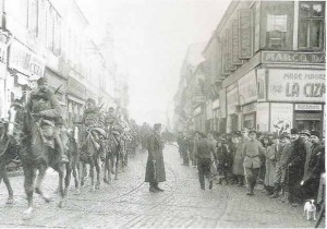 Armata a IX-a Germană intrând în București pe 6 decembrie 1916