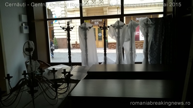 Centrul_Cultural_Romanesc_Cernauti_ante_inaugurare_romaibreakingnews.ro (13)