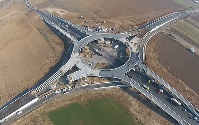 Proiect de anvergură, unic în România. Primul sens giratoriu suspendat este aproape gata. Imagini spectaculoase!