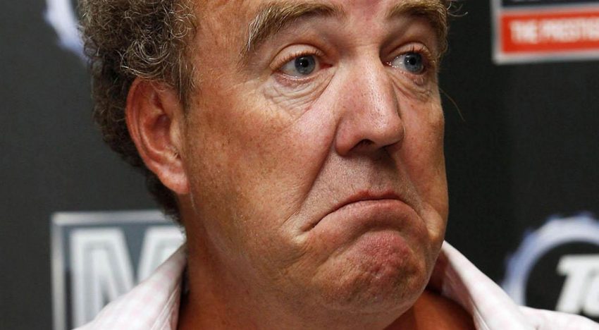 Jeremy Clarkson (Top Gear) recidivează din nou cu atitudinea rasistă și umilitoare la adresa românilor din UK. Român pe post de sclav în emisiune! A urmat reacția ambasadorului României.