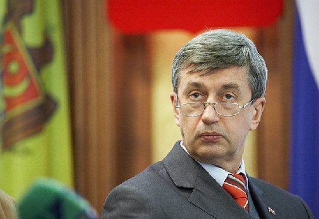 „Nu vom mușca din mărul otrăvit al referendumului întins de Moscova” – Declarație politică a deputatului Codreanu, privind afirmațiile publice ale ambasadorului Federației Ruse în România, Valeri Kuzmin.