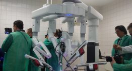 Se deschide primul centru de chirurgie robotică din România