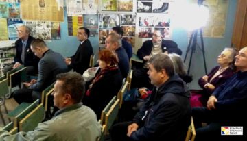 publicul prezent la lansarea cărții „Tatăl meu, Teodor Iacobescu”